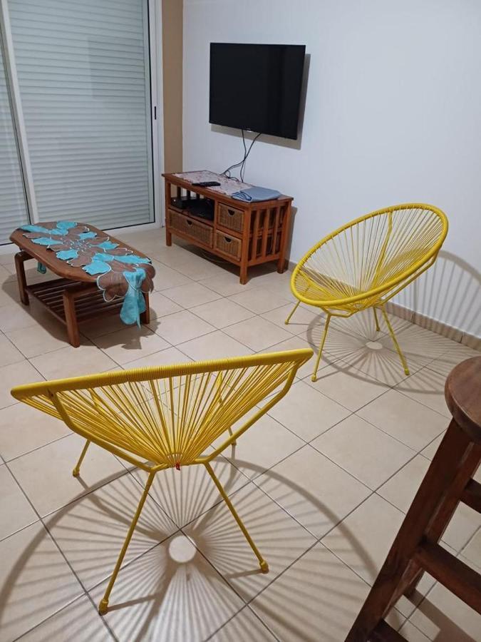 Appartement F2 Avec Piscine サン・タンドレ エクステリア 写真